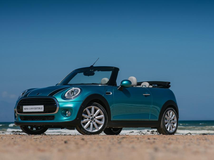  Mini Cooper Cabrio 2016 года  (ZA) (фото 6 из 23)